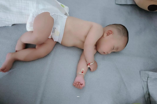 开封给宝宝添加辅食
